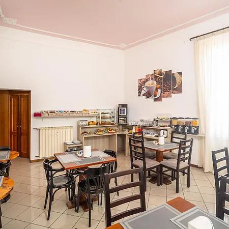 아스트리드 호텔 3*