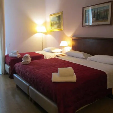 Astrid Otel 3*