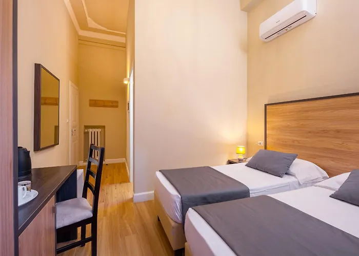 Astrid Hotel 3*