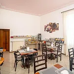 Astrid Otel 3*