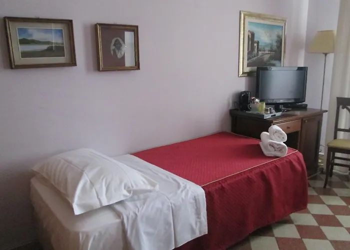 아스트리드 호텔 3*